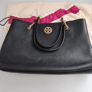 Tory Burch Black Leather Shoulder Bag with Gold Chains